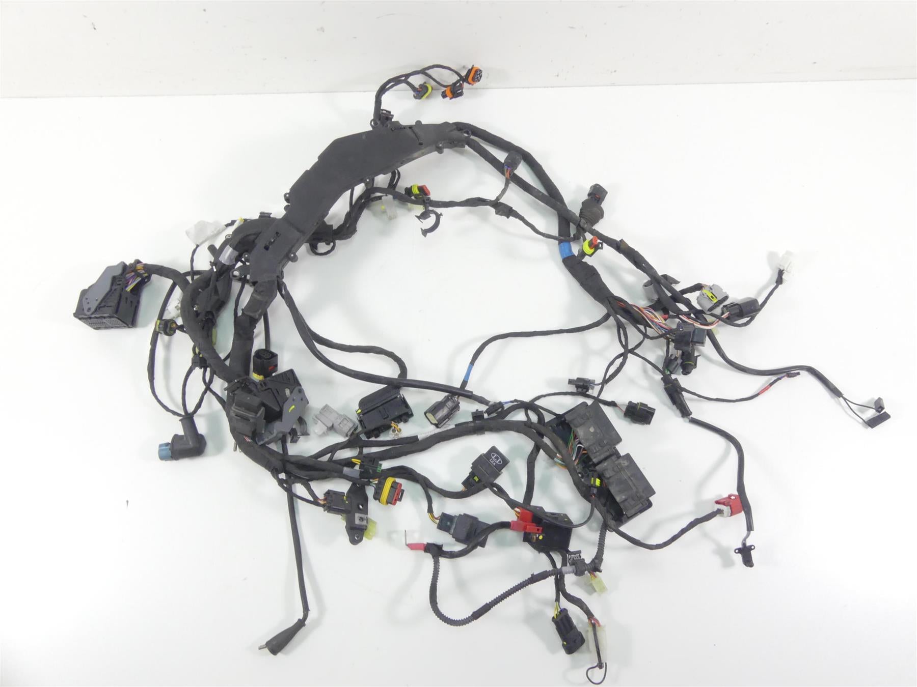 2021 Aprilia Tuono 660 Main & Engine Wiring Harness Loom 2D000680 2D000459 {{ shop.shopifyCountryName }} - Mototech271
