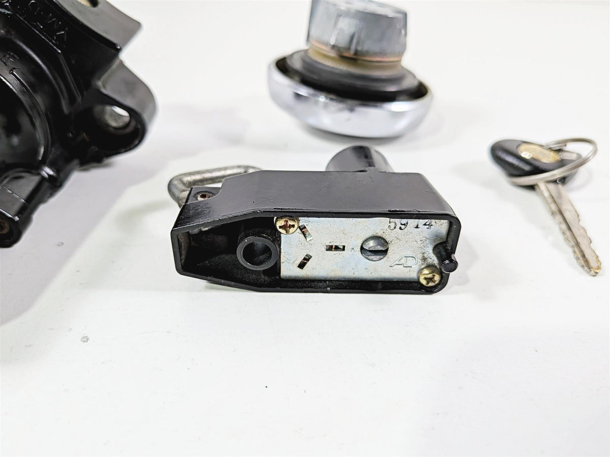2006 Yamaha XVZ1300 Royal Star Ignition Switch Key Gas Cap Lock Set 1D6-82501-00-00 {{ shop.shopifyCountryName }} - Mototech271