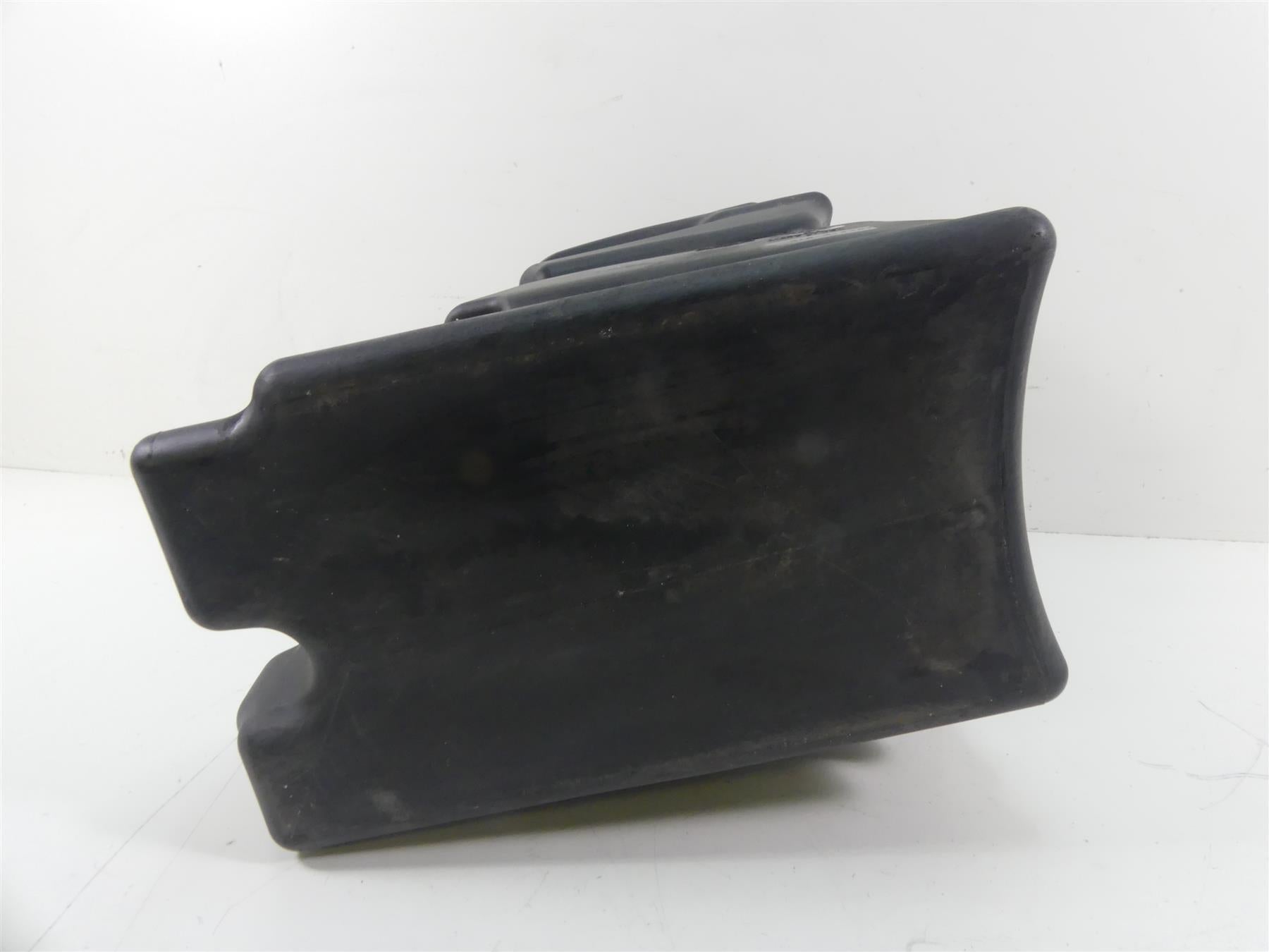 2013 Harley VRSCF Muscle V-Rod Plastic Fuel Gas Petrol Tank Reservoir 61328-07A {{ shop.shopifyCountryName }} - Mototech271