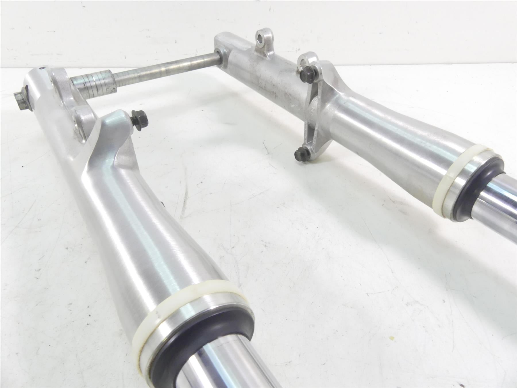 2002 Yamaha XVS1100 V-Star Straight Front Fork Damper Set 5KS-23102-00-00 {{ shop.shopifyCountryName }} - Mototech271