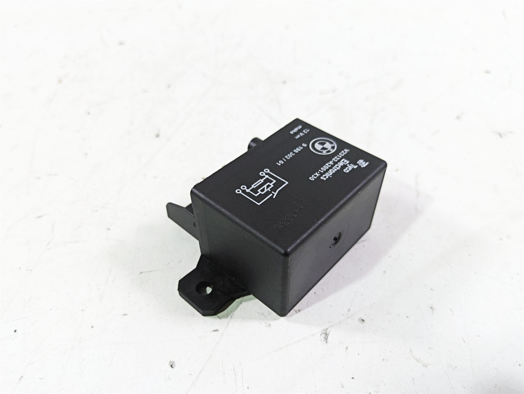 2014 BMW R1200 RT RTW K52 Engine Starter Relays 61368354778 {{ shop.shopifyCountryName }} - Mototech271