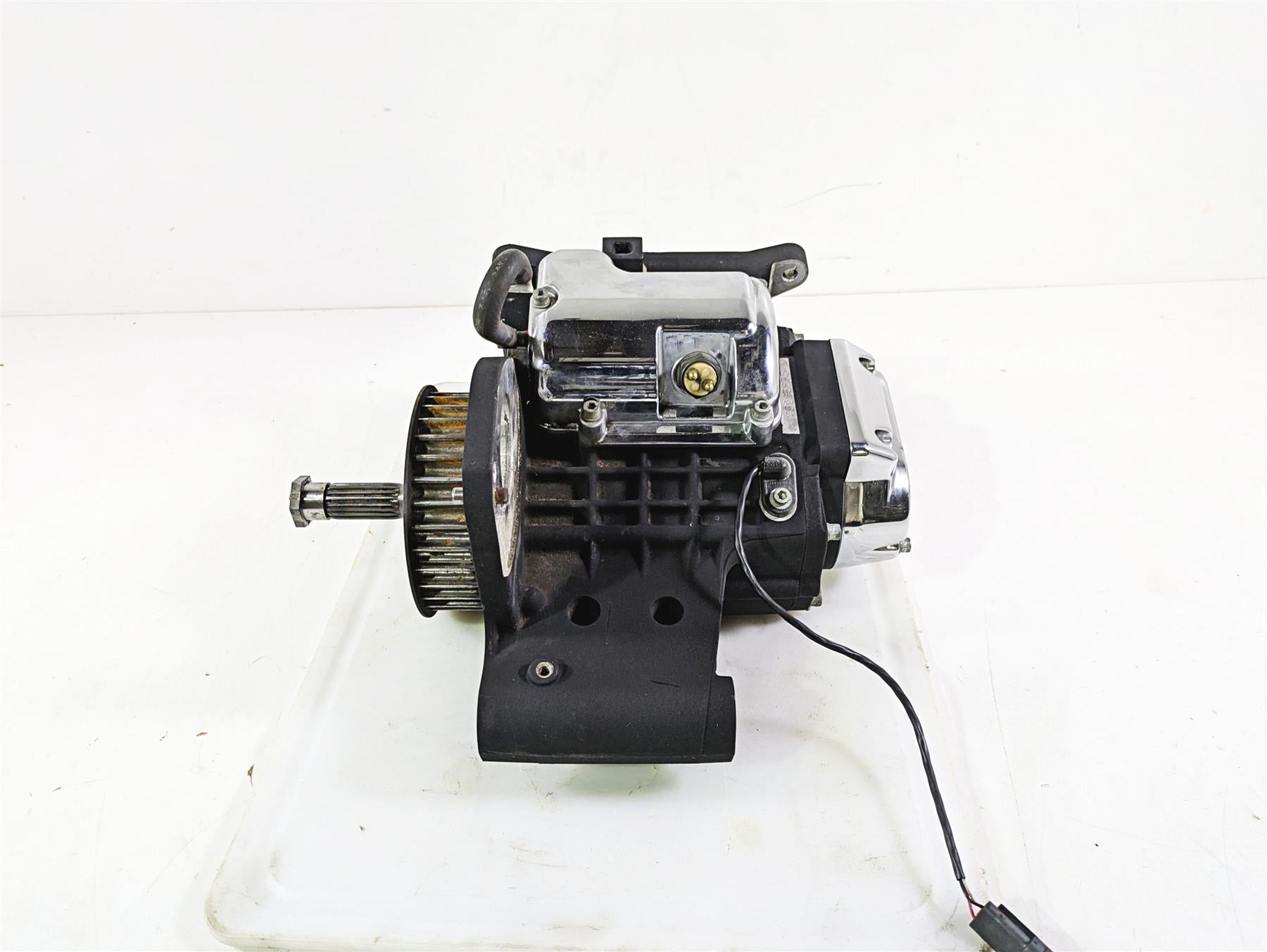 2003 Harley Softail FXSTDI Deuce 100th 5-Speed Transmission Gear Box 34732-00A {{ shop.shopifyCountryName }} - Mototech271