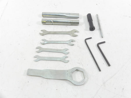 2007 Yamaha FZ1 Fazer Oem Tool Kit Set Bag Box Tools 2D1-28100-00-00 {{ shop.shopifyCountryName }} - Mototech271