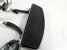 Load image into Gallery viewer, 2006 Harley Touring FLHTCUI Electra Glide Front Floorboard Set 50622-83 50518-83 | Mototech271
