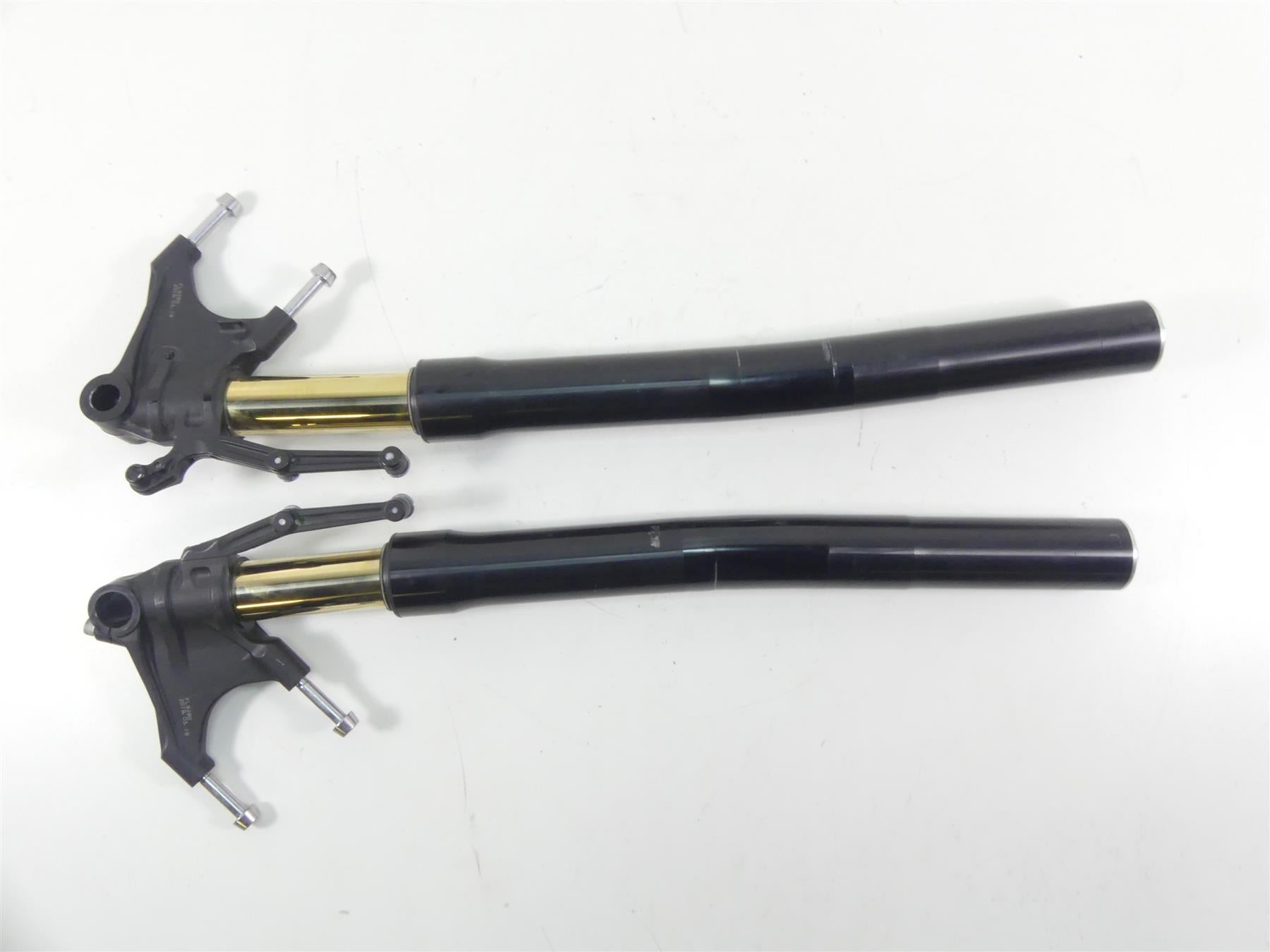 2020 Triumph Speed Triple RS 1050 Front Ohlins Forks -Bent for Parts T2044036 {{ shop.shopifyCountryName }} - Mototech271