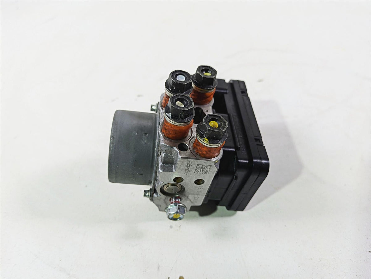 2021 Kawasaki Z900 ZR900 Nissin Abs Brake Pump Unit Module 16082-0810 {{ shop.shopifyCountryName }} - Mototech271