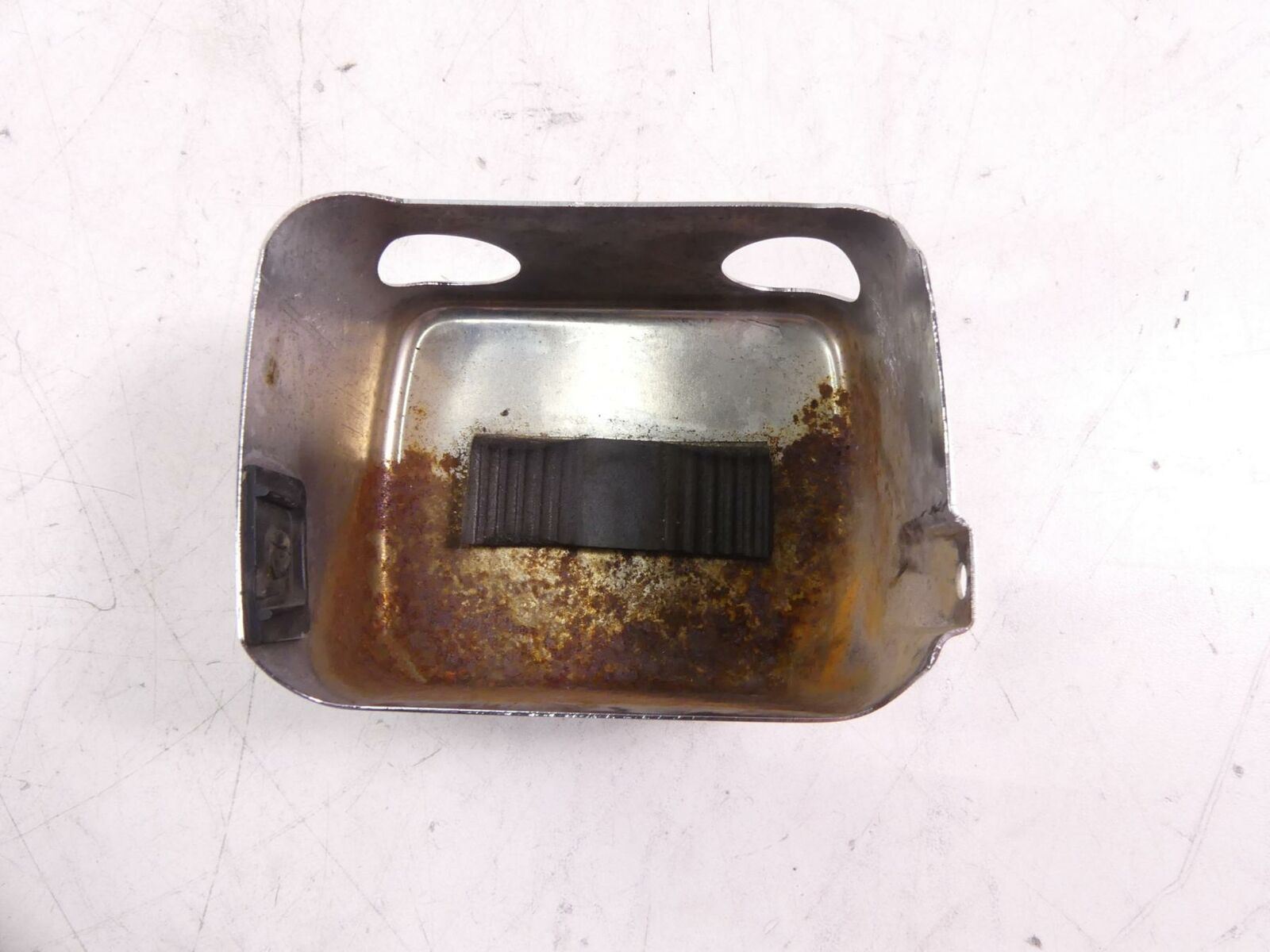 2004 Harley Softail FXSTSI Springer Ignition Coil & Cover 31743-01 {{ shop.shopifyCountryName }} - Mototech271