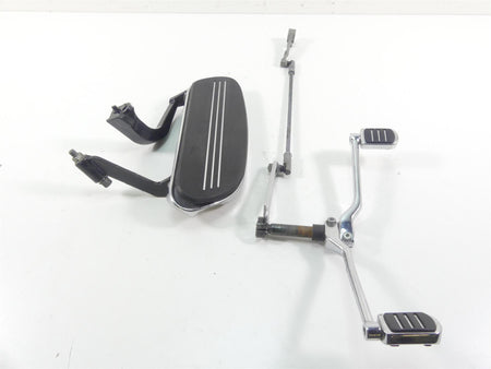 2013 Harley Touring FLHX Street Glide Left Front Floor Board & Shifter 50688-04 {{ shop.shopifyCountryName }} - Mototech271