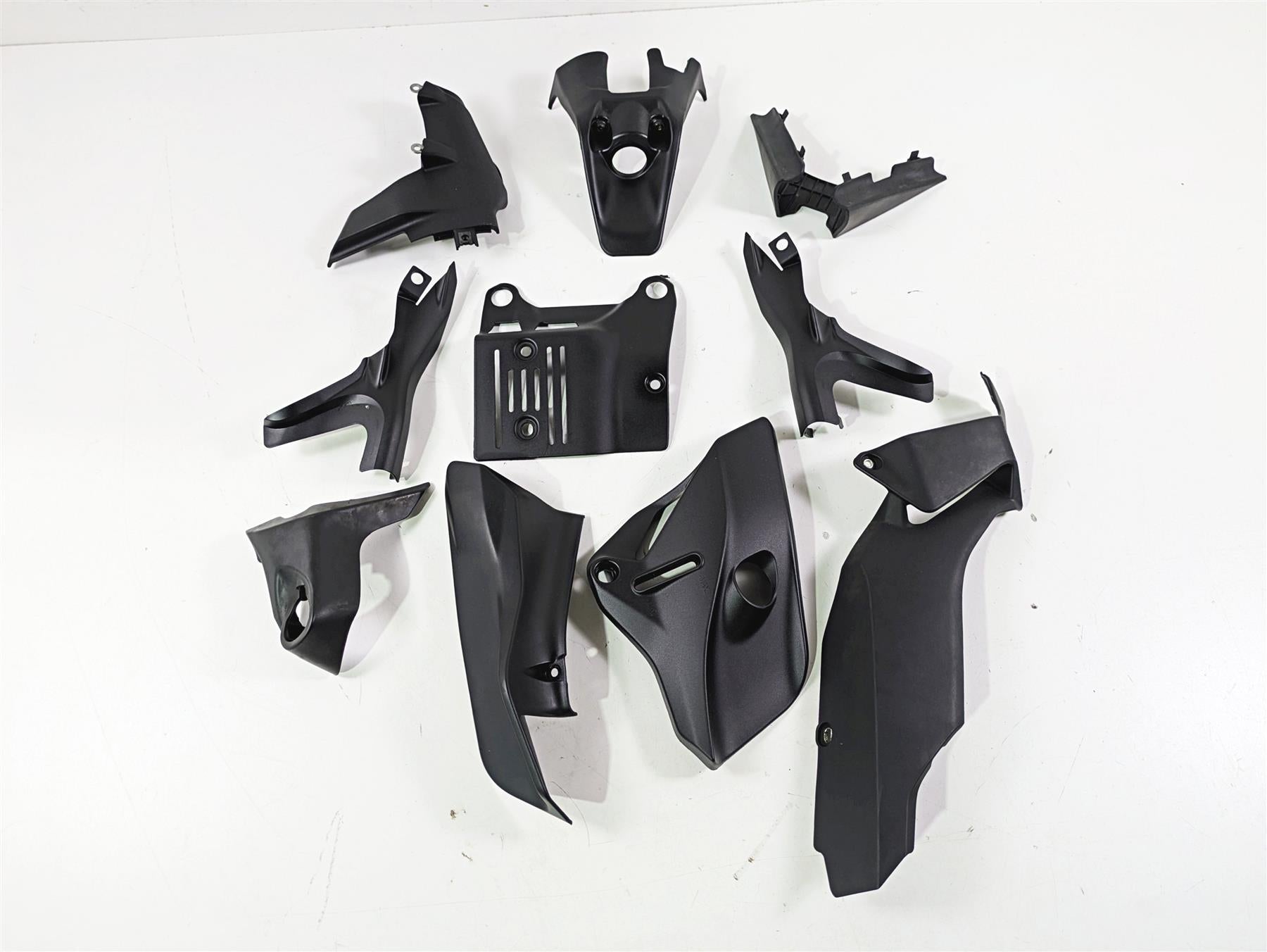 2016 Ducati Monster 1200 S Engine & Frame Infill Cover Set 48211861B 48211871A
