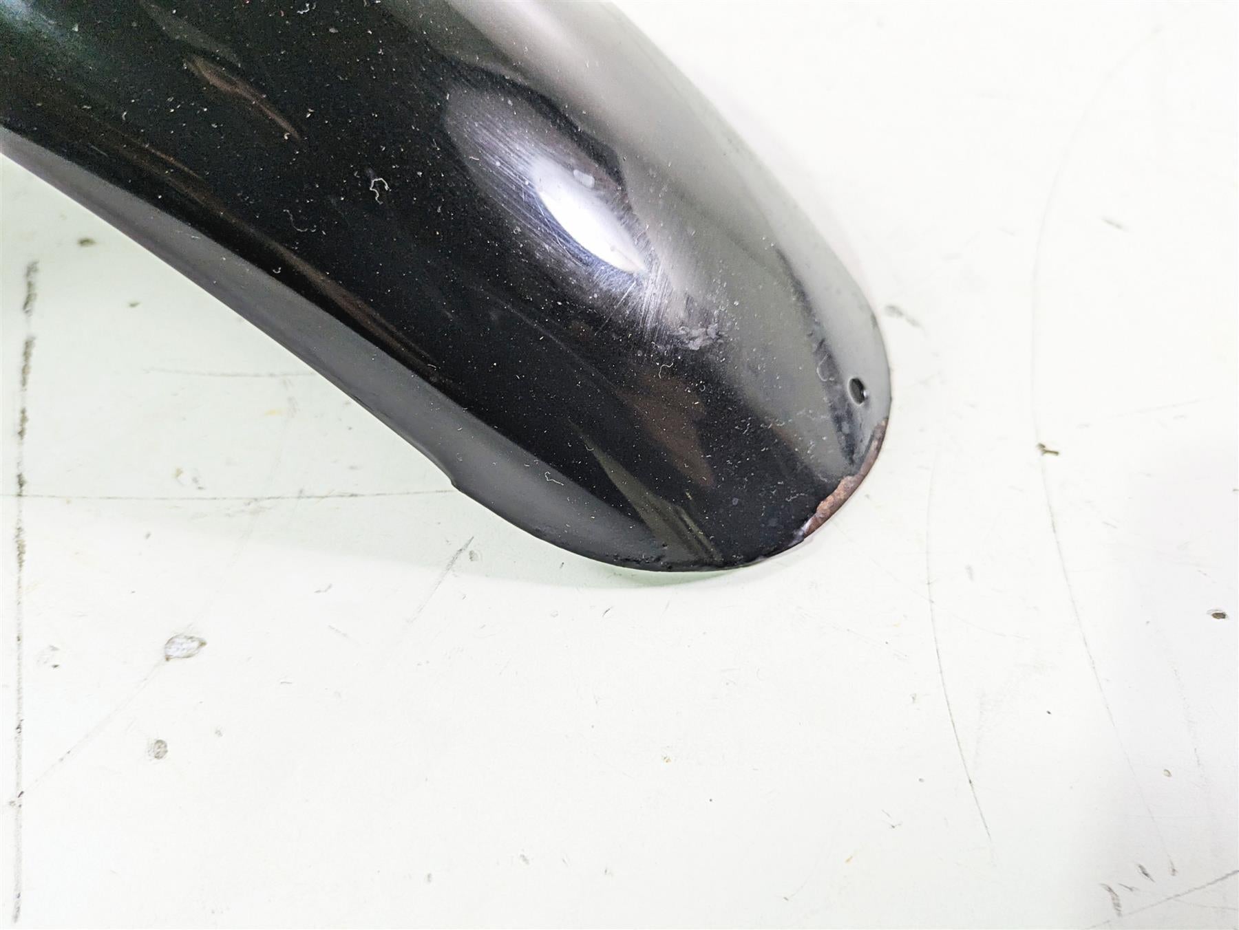 2007 Harley FXDWG Dyna Wide Glide Front Fender Red Flames 60141-06B {{ shop.shopifyCountryName }} - Mototech271