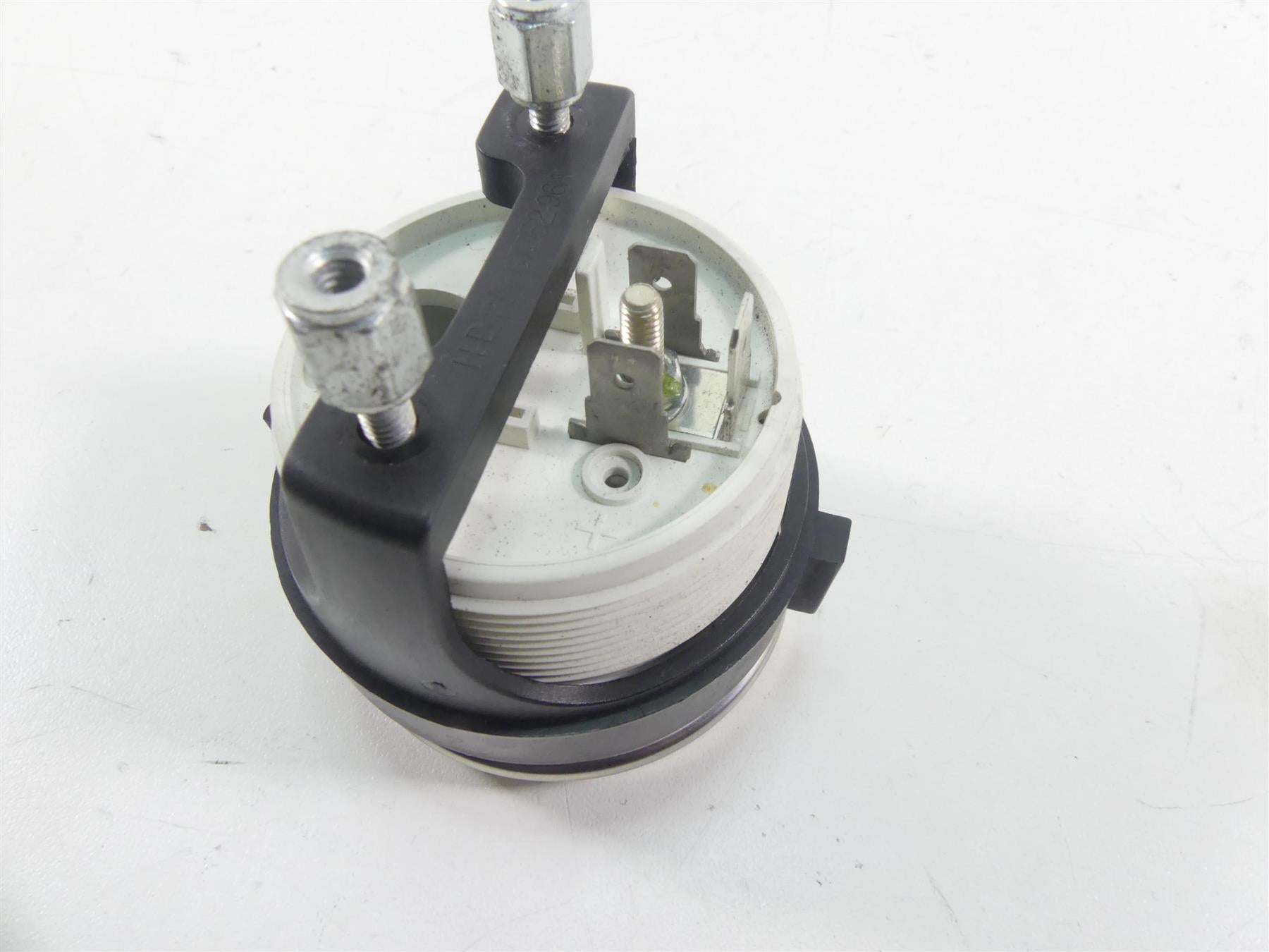 2009 Harley FLHTCU SE4 CVO E-Glide Air Temperature Temp Gauge 74715-09 {{ shop.shopifyCountryName }} - Mototech271