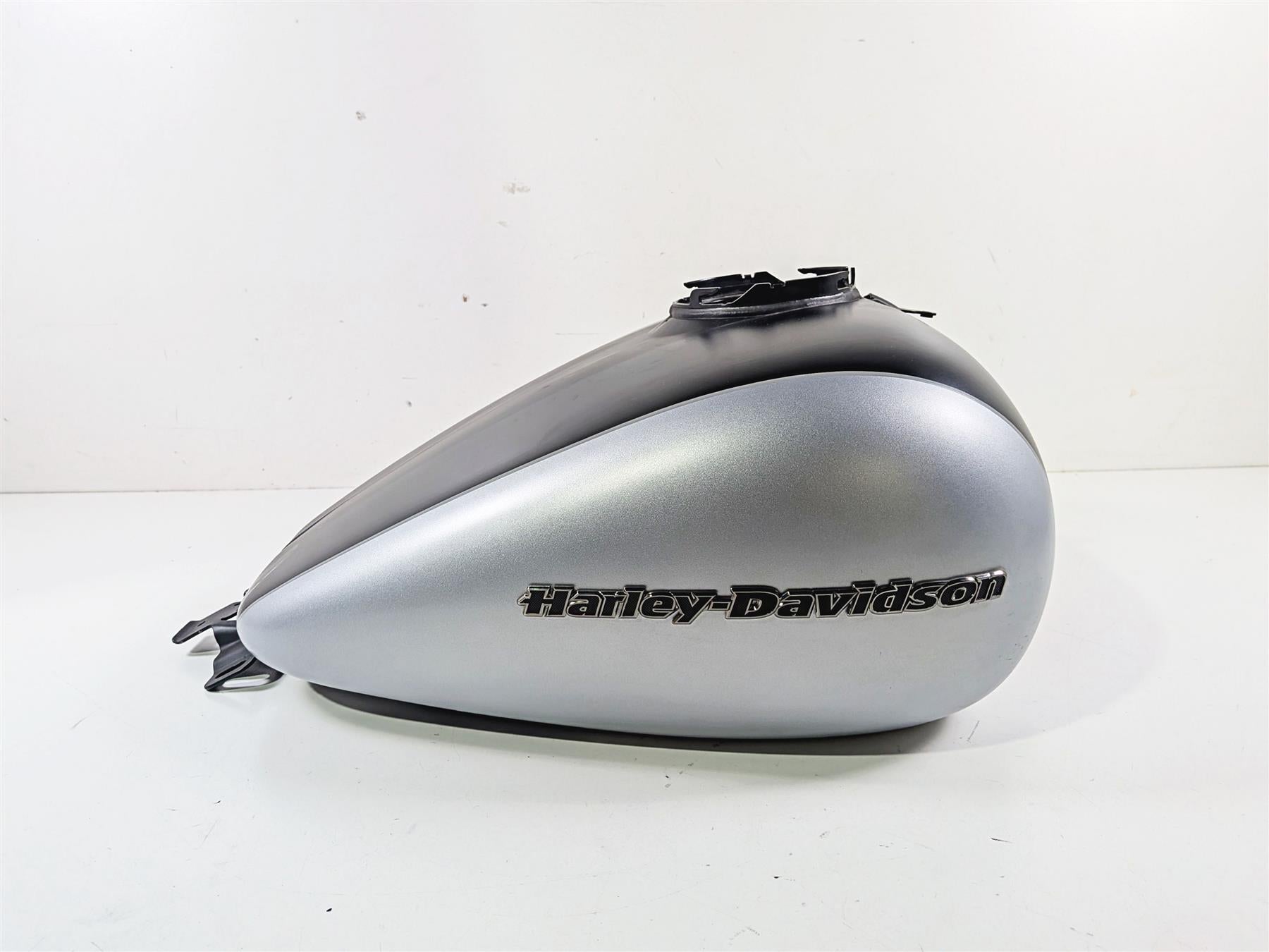 2020 Harley Touring FLTRK Road Glide Fuel Gas Petrol Tank - No Dent 61356-08 {{ shop.shopifyCountryName }} - Mototech271