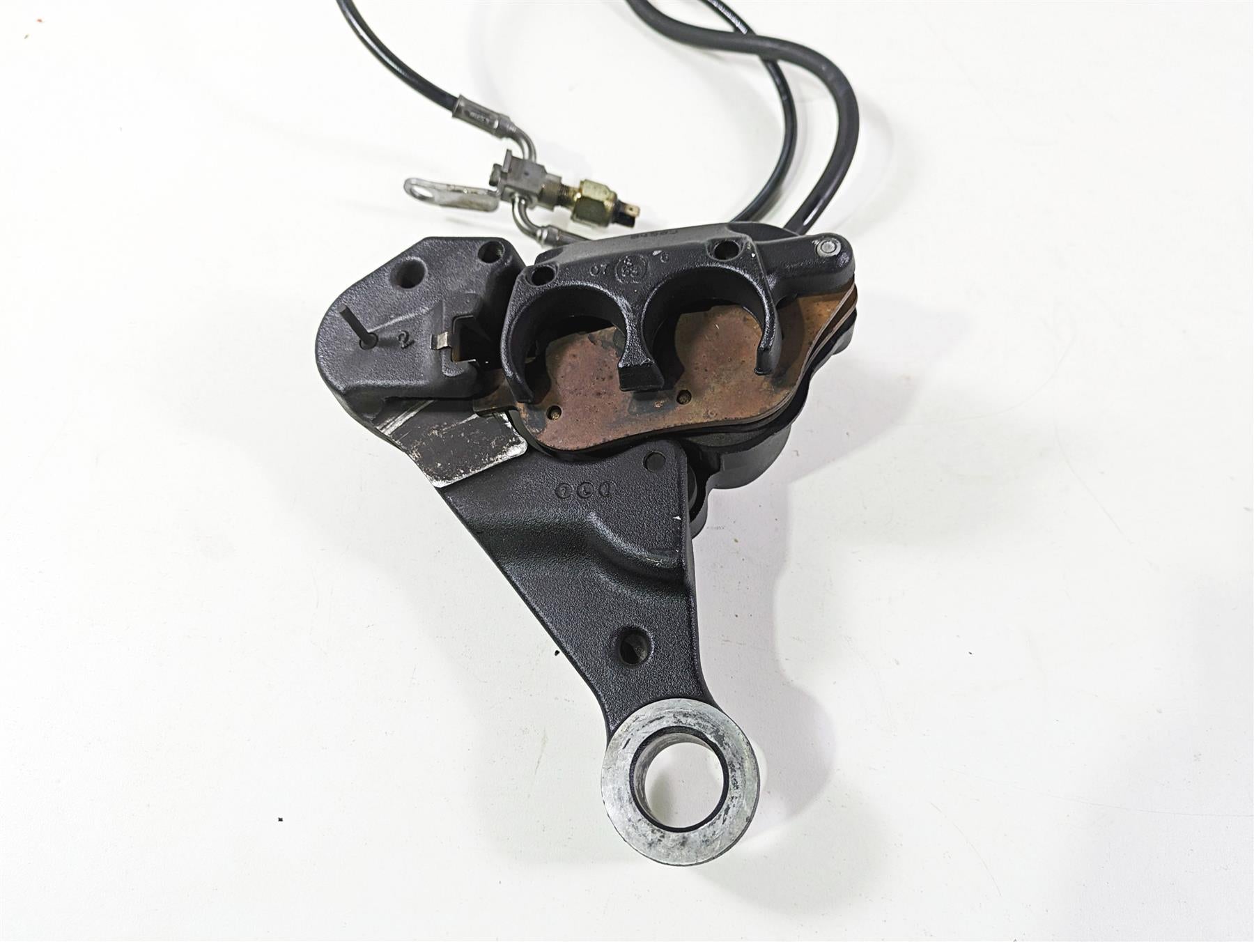 2008 Harley FLSTC Softail Heritage Rear Brake Caliper + Bracket & Line 40908-08 {{ shop.shopifyCountryName }} - Mototech271
