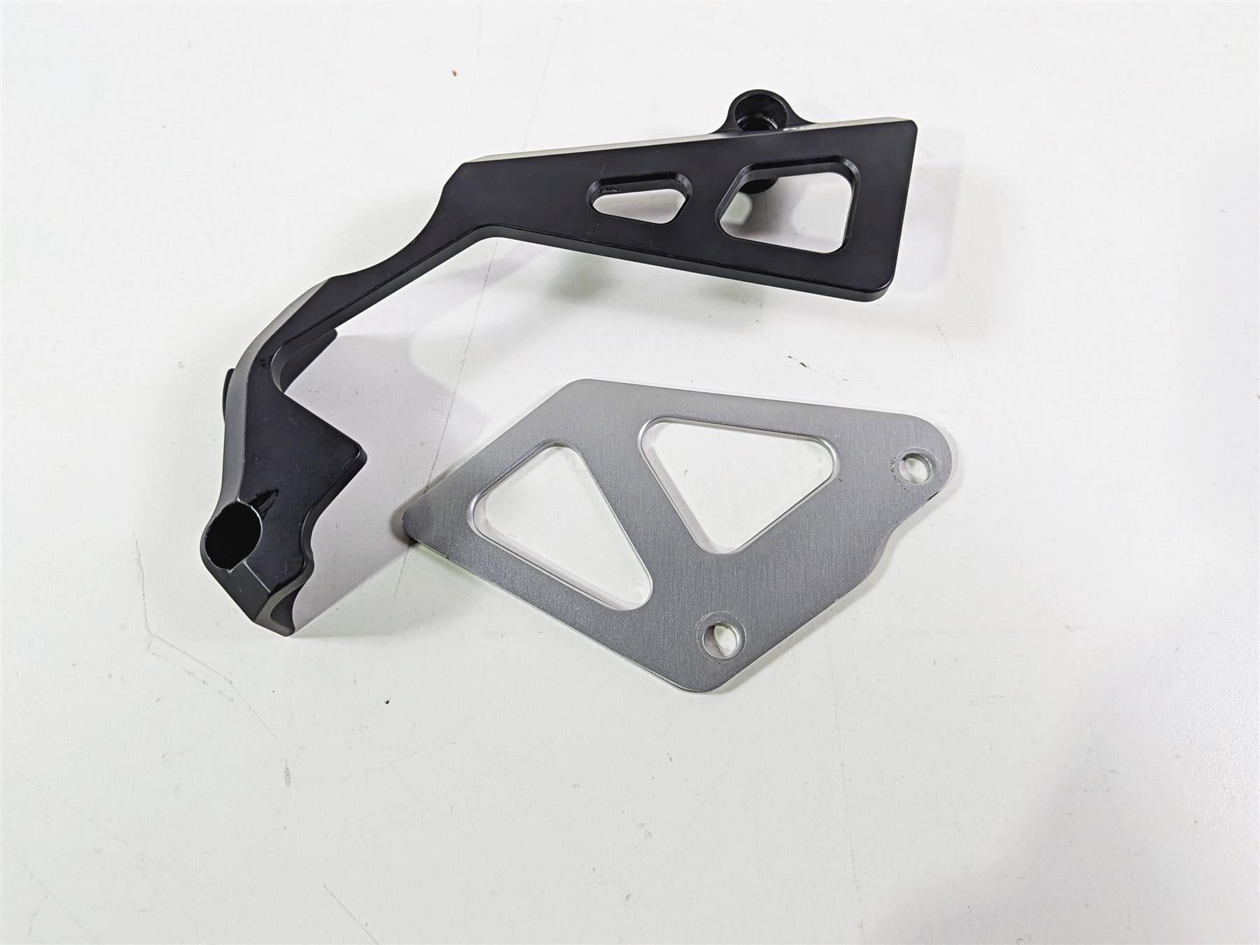 2008 Ducati Hypermotard 1100 S Rizoma Sprocket Cover Guard IDD709 ZDM084B-Mototech271