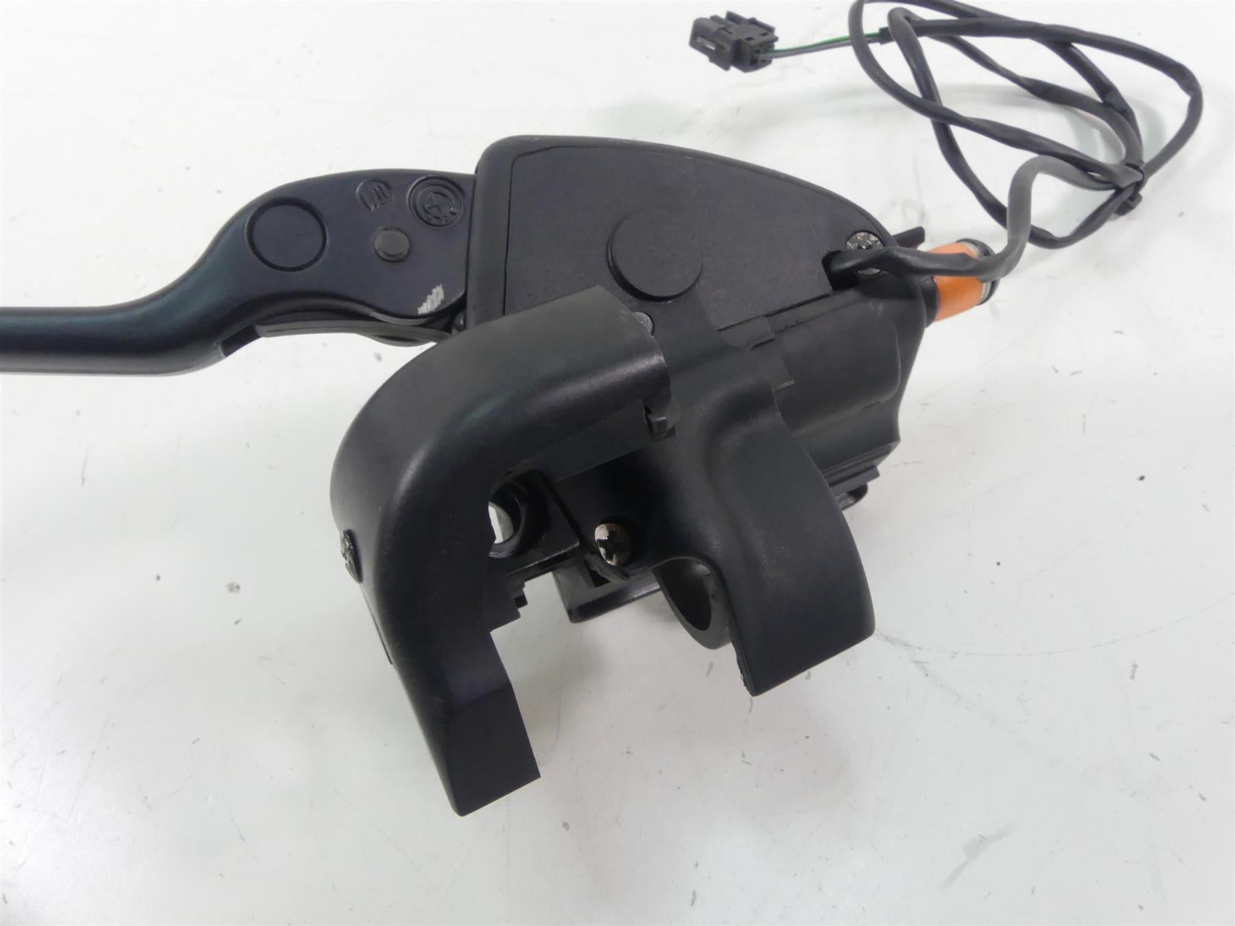 2001 BMW R1150 GS R21 Front Brake Master Cylinder + Lever 32727650773 {{ shop.shopifyCountryName }} - Mototech271