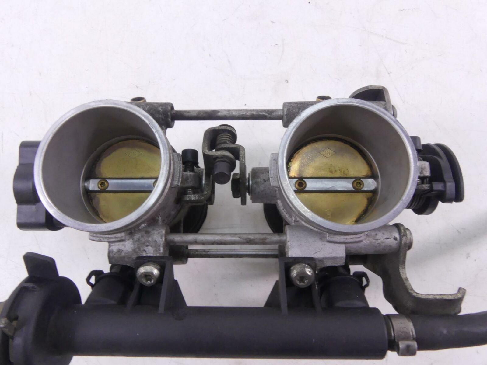 2010 BMW F800GS K72 Throttle Body Bodies Fuel Injetion Injector 13547728355 {{ shop.shopifyCountryName }} - Mototech271