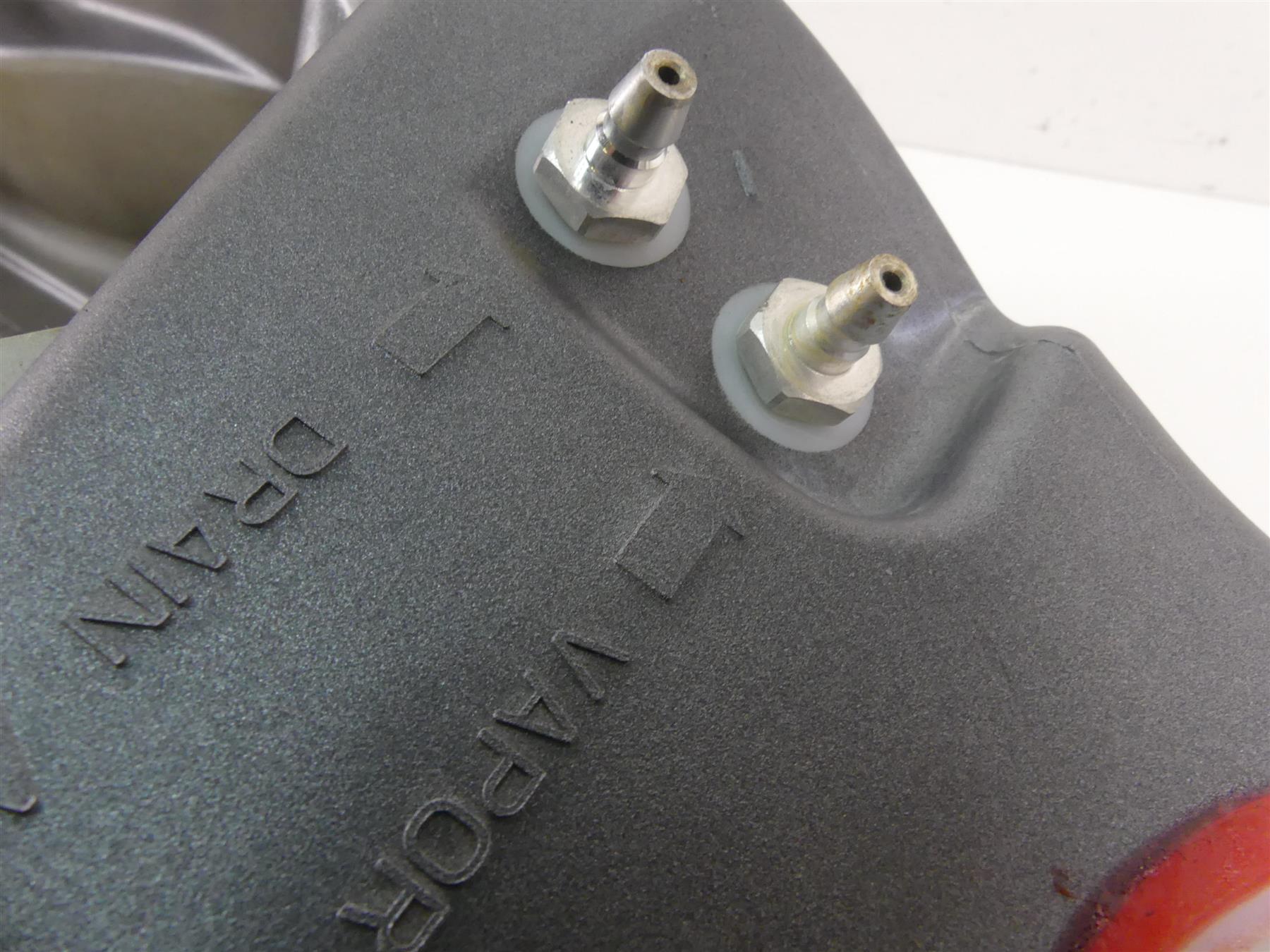 2021 Aprilia Tuono 660 RS660 Fuel Petrol Gas Tank Gray Silver 2B005484 {{ shop.shopifyCountryName }} - Mototech271
