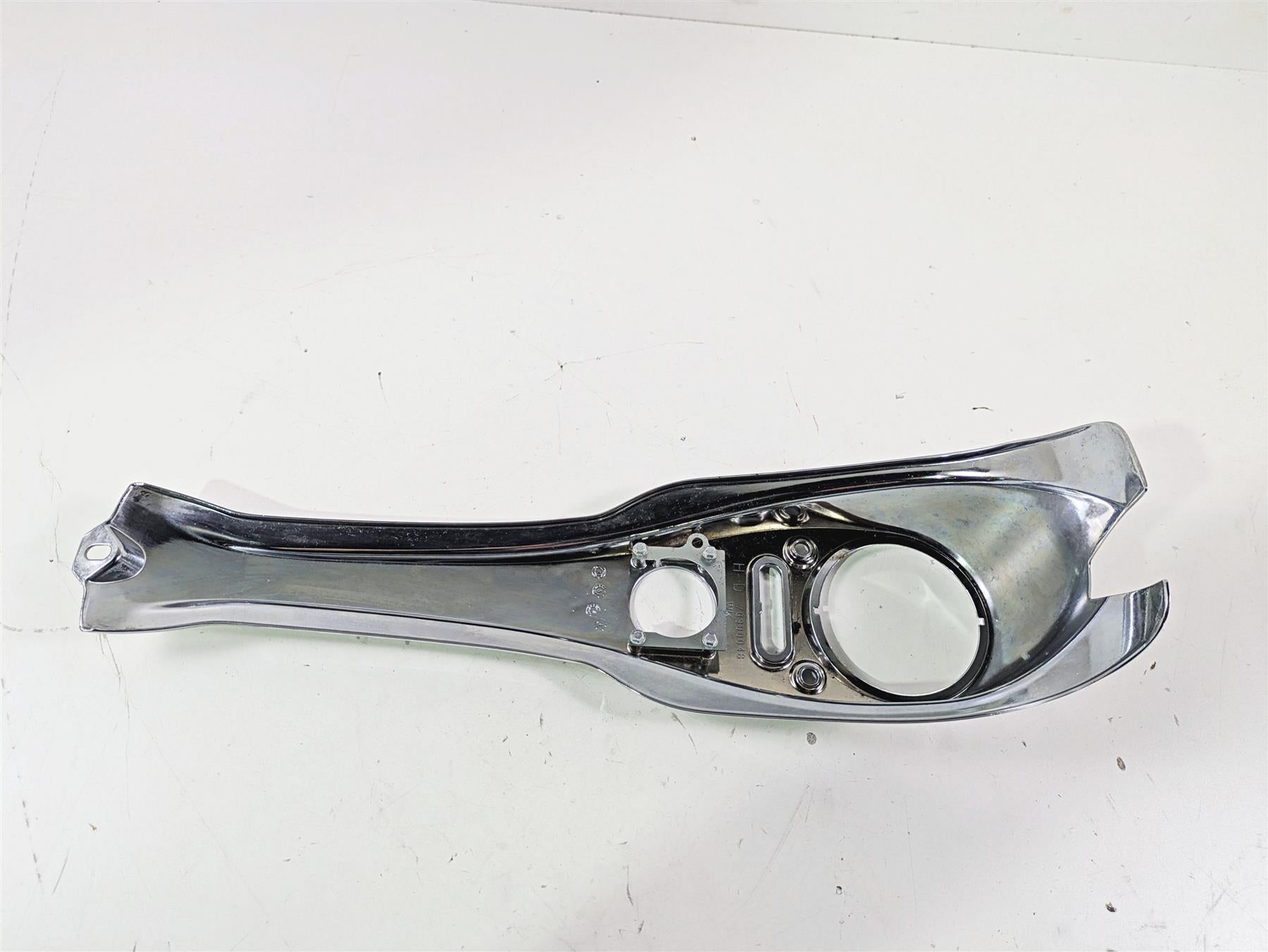2016 Harley FXDWG Dyna Wide Glide Chrome Fuel Tank Dash Cover Console 70900048 {{ shop.shopifyCountryName }} - Mototech271