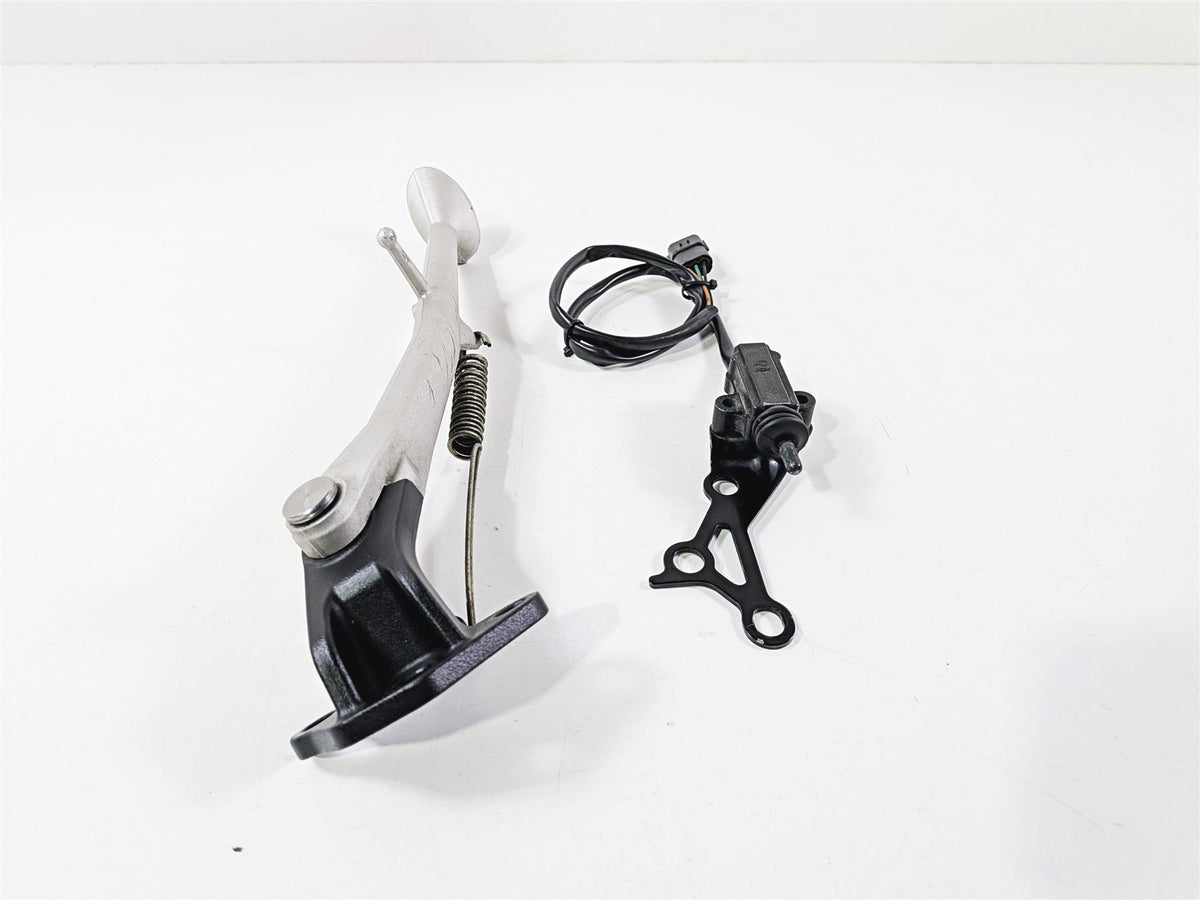 2019 Triumph Speed Triple RS 1050 Side Kickstand Kick Stand & Switch T2089733 {{ shop.shopifyCountryName }} - Mototech271