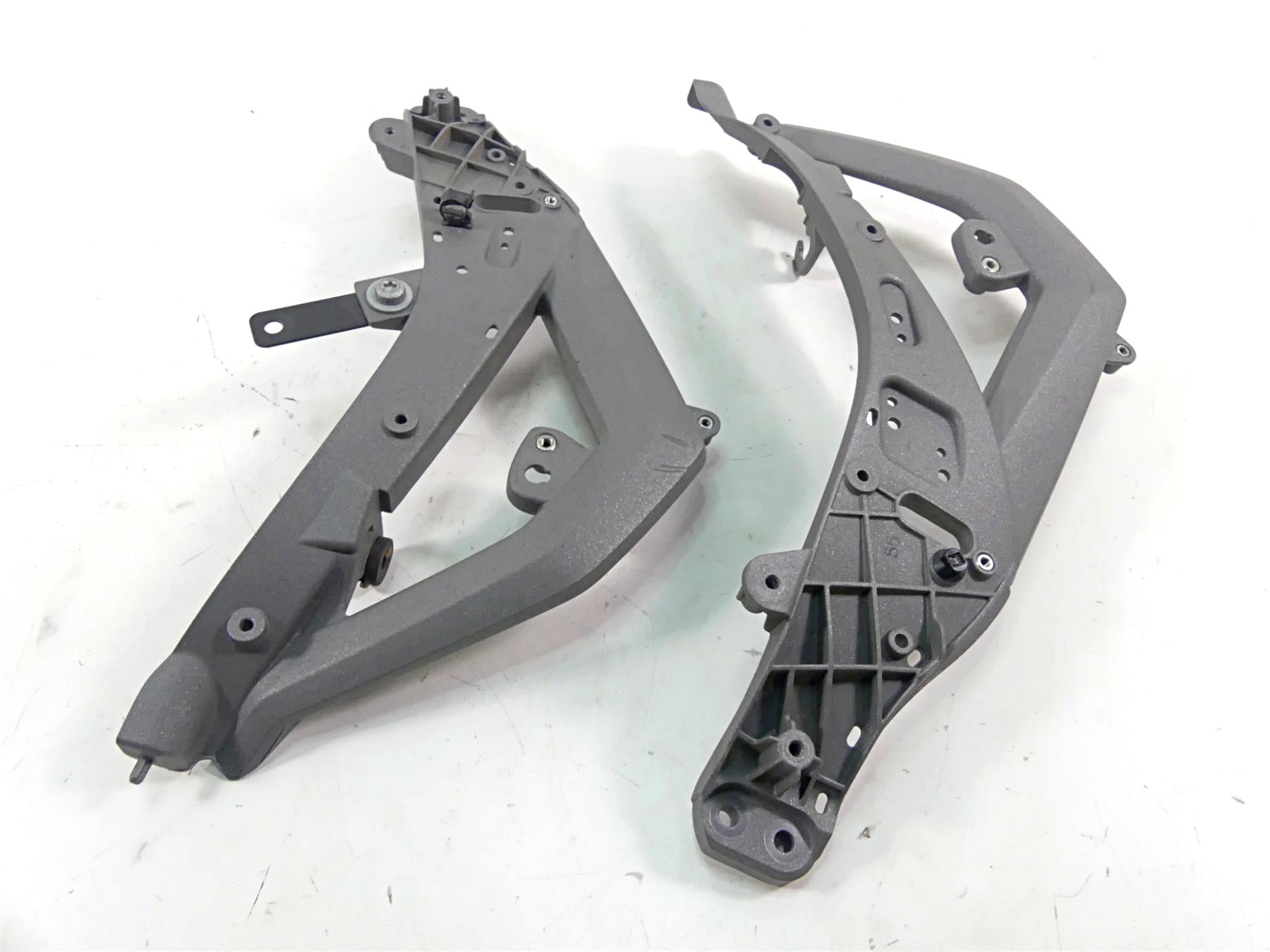 2016 BMW R1200GS Adv K51 Front Left Right Side Stay Set 46638528673 46638528674 {{ shop.shopifyCountryName }} - Mototech271