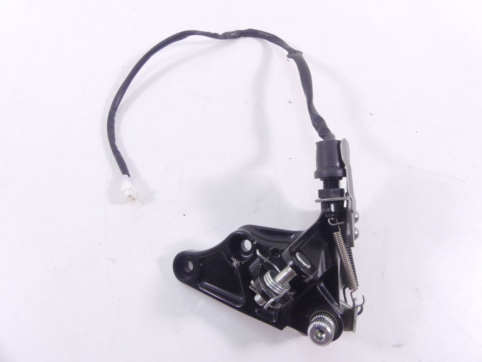 2019 Yamaha VMX17 V-Max 1700 Right Side Footpeg Brake Pedal Mount 2S3-27443-10-0 {{ shop.shopifyCountryName }} - Mototech271
