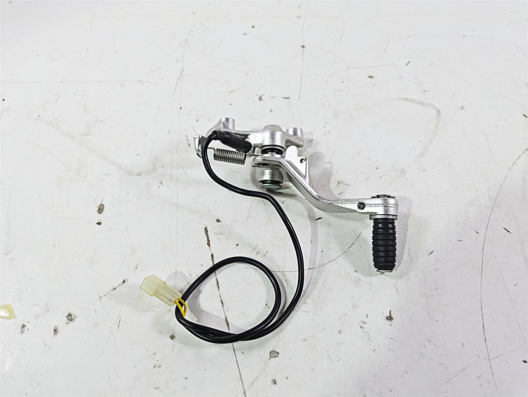 2008 Aprilia RSVR 1000 Factory Rear Brake Lever Pedal + Mount AP8134415