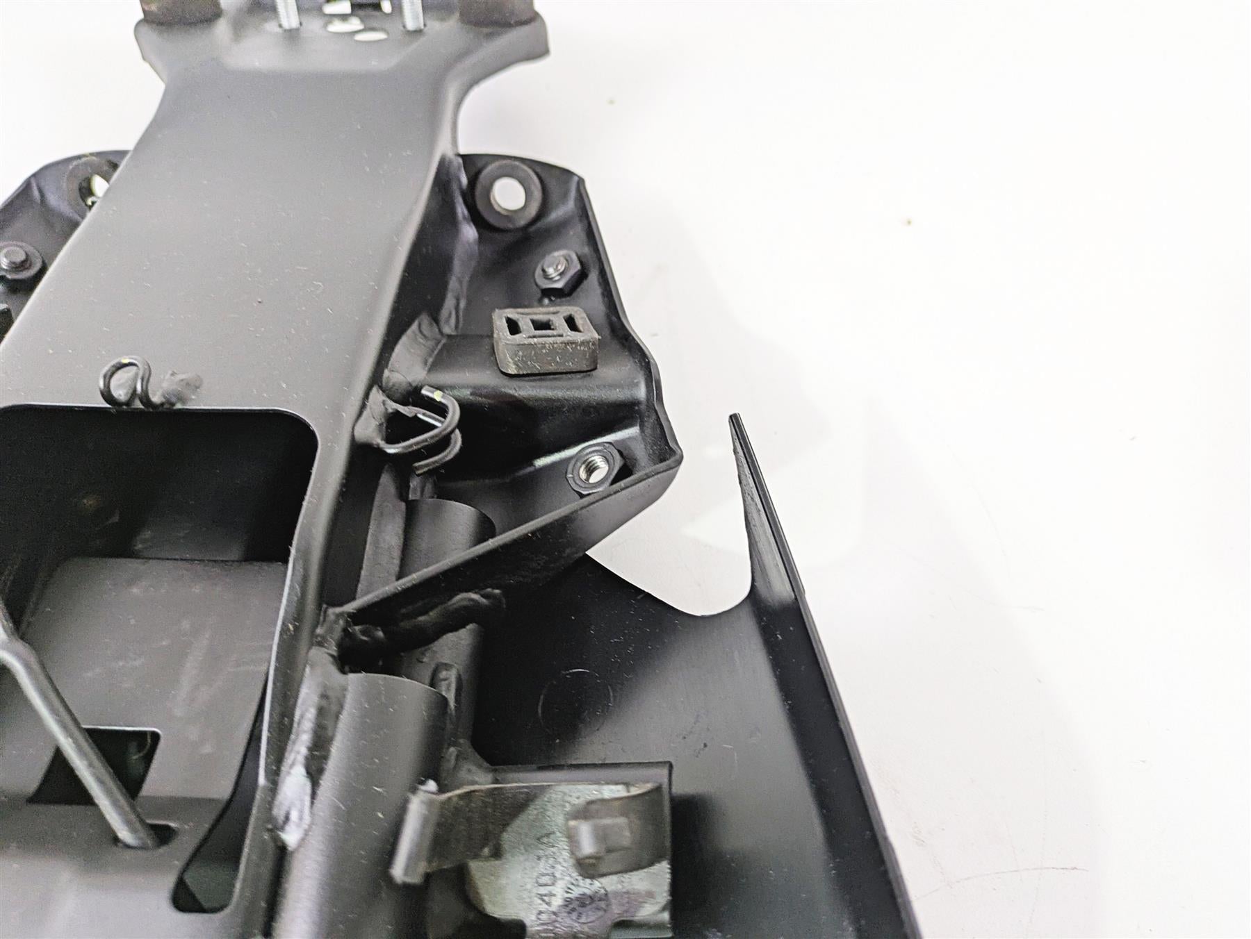 2016 Ducati Monster 1200 S Subframe Sub Frame Inner Fender Set 47017251DA {{ shop.shopifyCountryName }} - Mototech271
