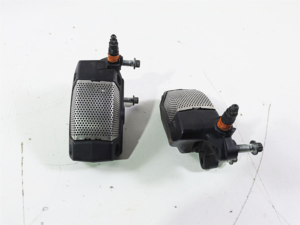 2008 Harley Touring FLHTP Electra Glide Brembo Front Brake Caliper Set 43027-08 {{ shop.shopifyCountryName }} - Mototech271