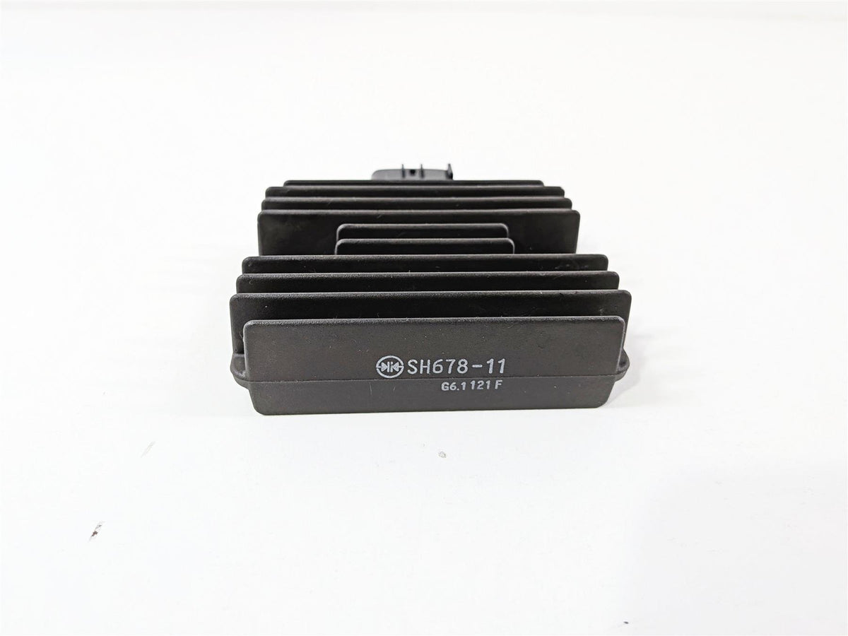 2006 Yamaha XVZ1300 Royal Star Rectifier Voltage Regulator 4XY-81960-00-00 {{ shop.shopifyCountryName }} - Mototech271