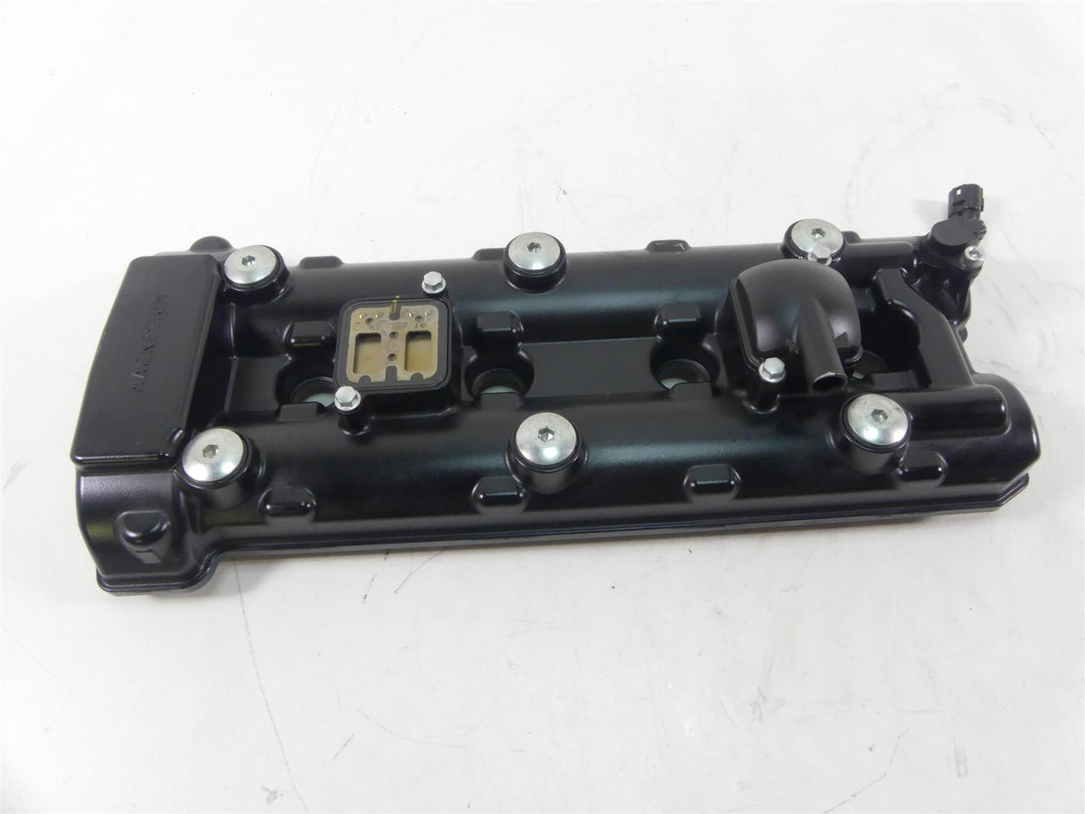 2020 Suzuki GSX1300 R Hayabusa Cylinderhead Valve Rocker Cover -Read 11170-15H00 {{ shop.shopifyCountryName }} - Mototech271