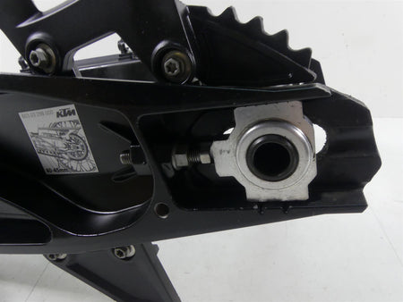 2015 KTM 1190 Adventure R Swingarm Swing Arm + Axle 60303298000 6070403004433 {{ shop.shopifyCountryName }} - Mototech271