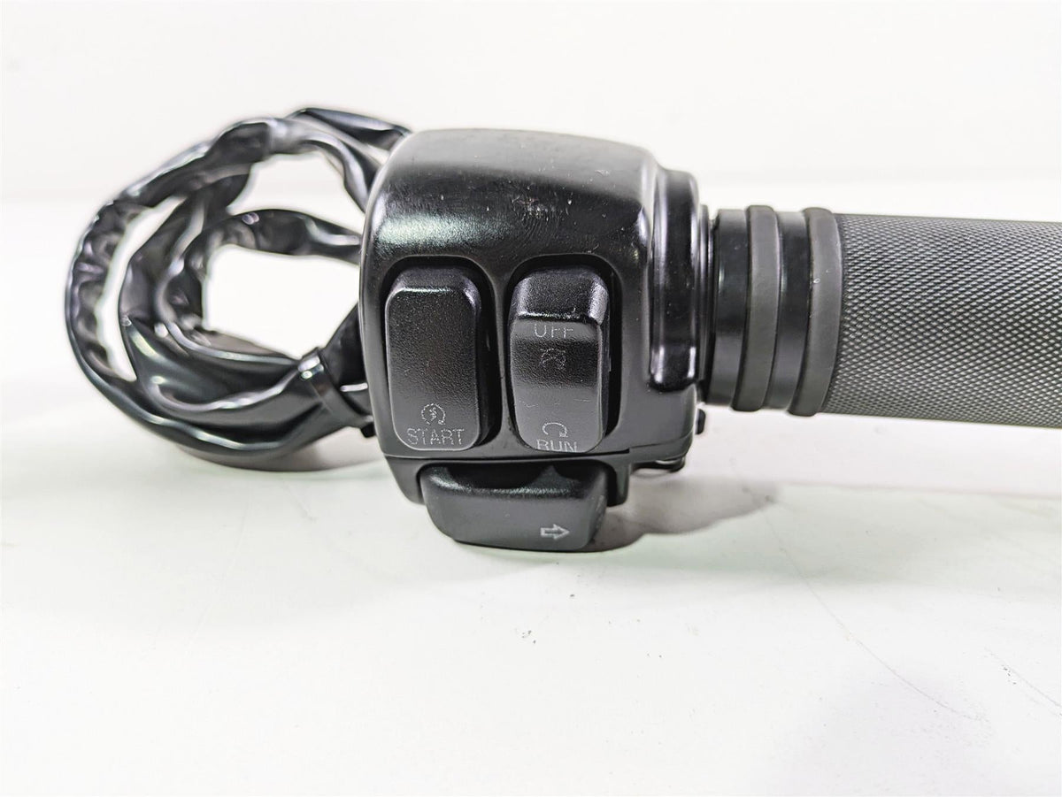 2016 Harley VRSCDX Night Rod Right Hand Control Switch 71684-06A 71621-08 {{ shop.shopifyCountryName }} - Mototech271