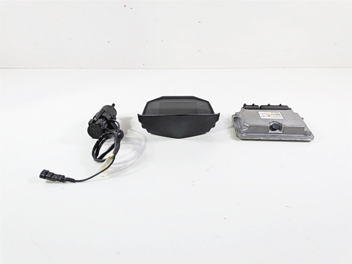 2018 Aprilia RSV4 RR Speedometer Cdi Ignition Switch Key Set 858580 2D000556 {{ shop.shopifyCountryName }} - Mototech271