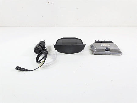 2018 Aprilia RSV4 RR Speedometer Cdi Ignition Switch Key Set 858580 2D000556 {{ shop.shopifyCountryName }} - Mototech271