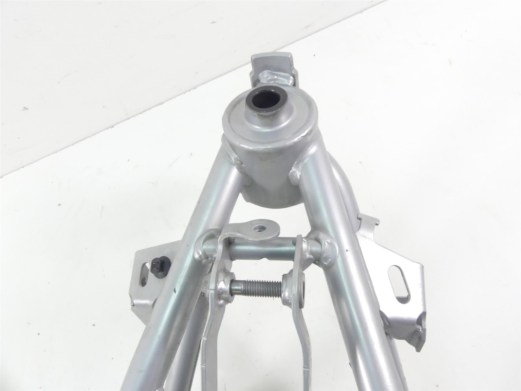 2015 BMW R1200RT K52 Straight Main Frame Chassis - Slvg 46518550716 {{ shop.shopifyCountryName }} - Mototech271