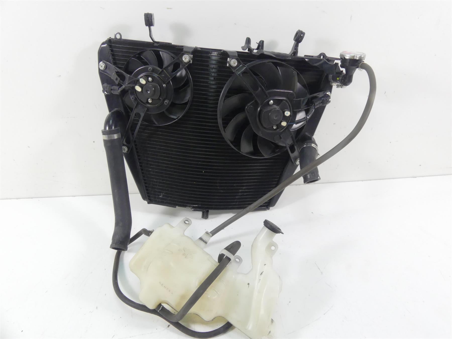 2015 Honda CBR1000 RR SC59 Radiator Fan Reservoir Hoses Set 19010-MGP-D01