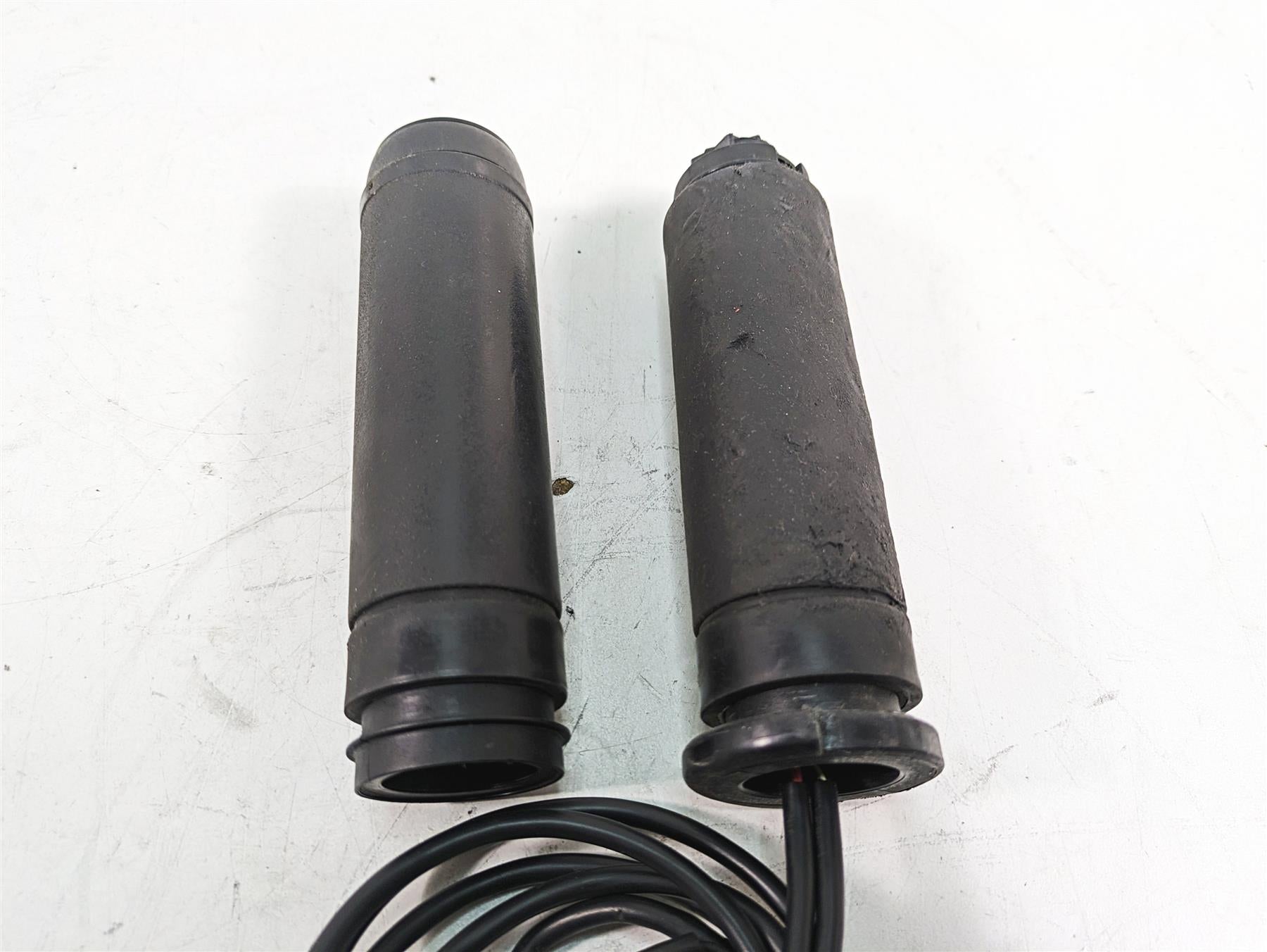 2014 Harley Touring FLHTK Electra Glide Heated Hand Grip Set - Read 56209-10A {{ shop.shopifyCountryName }} - Mototech271