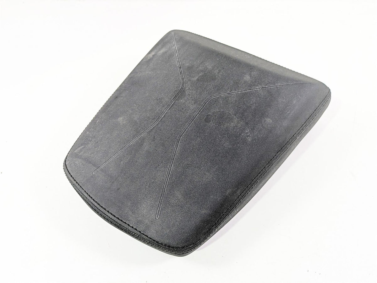 2024 Triumph Tiger 900 GT Rear Passenger Seat Saddle Comfort 2 tone T2311981 {{ shop.shopifyCountryName }} - Mototech271