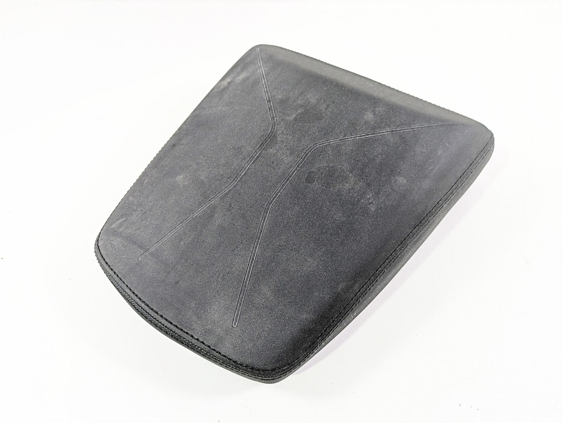 2024 Triumph Tiger 900 GT Rear Passenger Seat Saddle Comfort 2 tone T2311981 {{ shop.shopifyCountryName }} - Mototech271