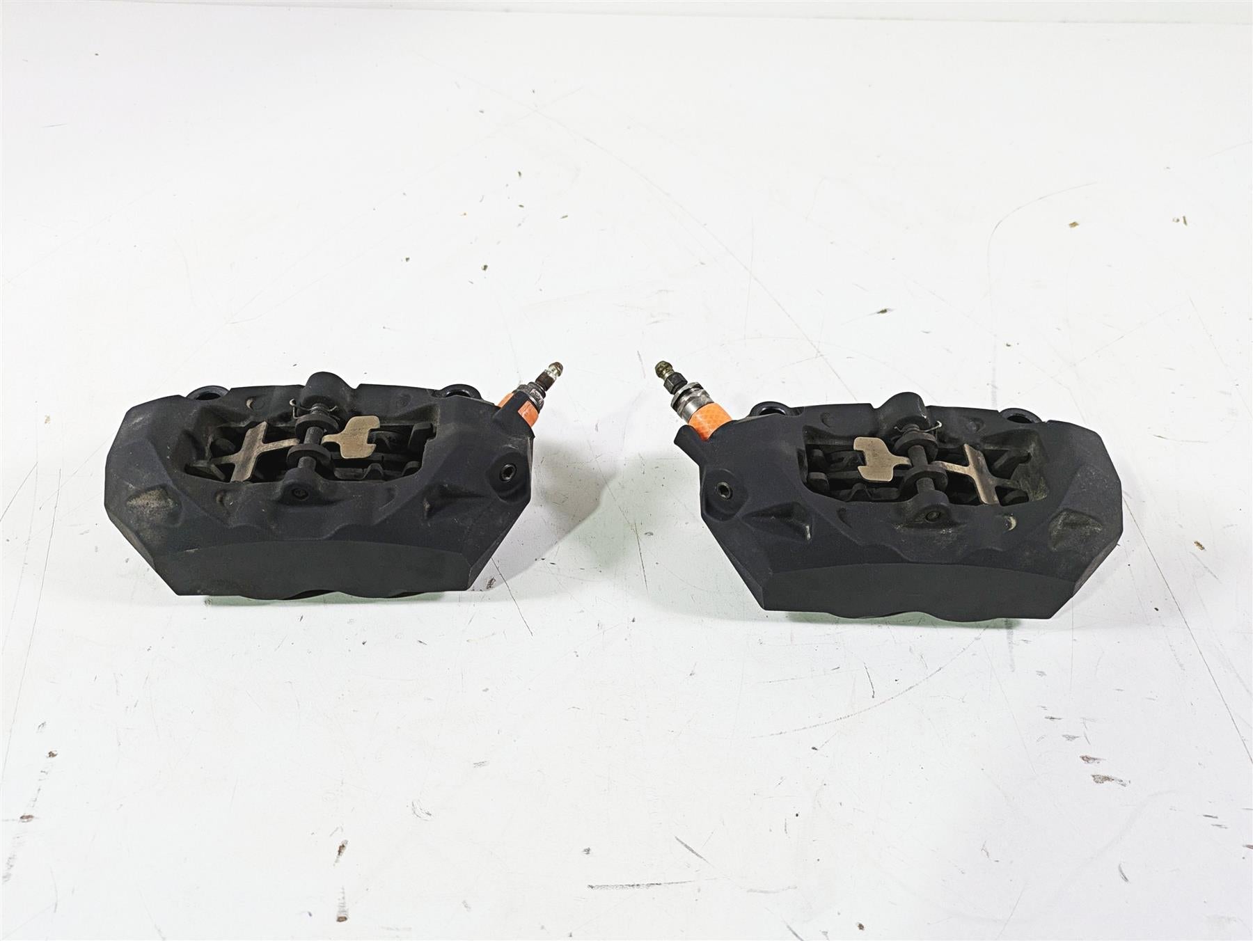 2016 BMW R1200GS GSW K50 Front Brake Caliper Set 100mm 34118556205 34118556206 {{ shop.shopifyCountryName }} - Mototech271