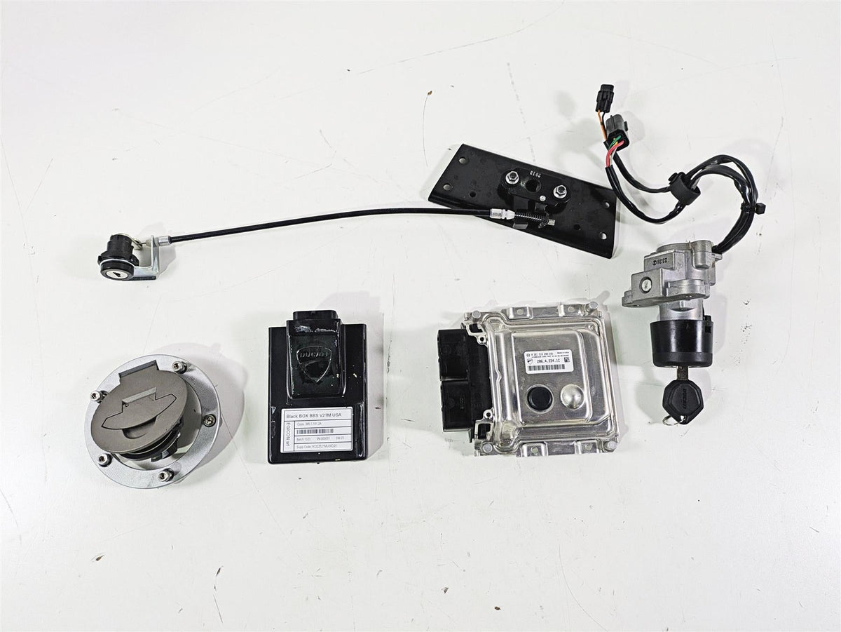 2023 Ducati Monster 937 SP Cdi & Bbox & Ignition Switch Set 28643341C {{ shop.shopifyCountryName }} - Mototech271