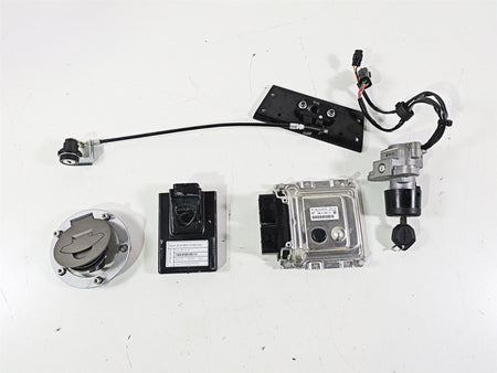 2023 Ducati Monster 937 SP Cdi & Bbox & Ignition Switch Set 28643341C {{ shop.shopifyCountryName }} - Mototech271