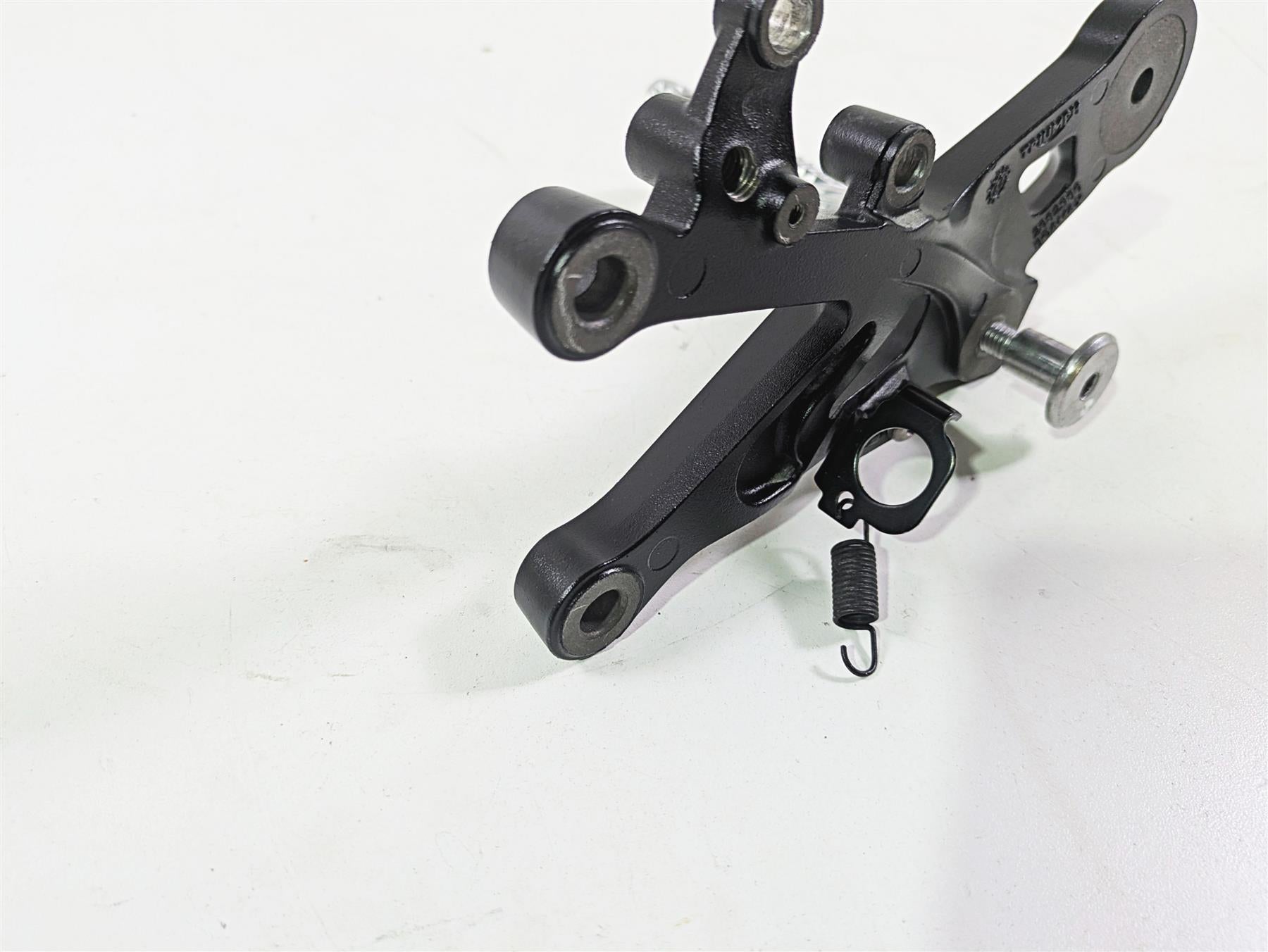 2024 Triumph Street Triple 765 R Right Rider Footpeg & Mount Set T2082980 {{ shop.shopifyCountryName }} - Mototech271