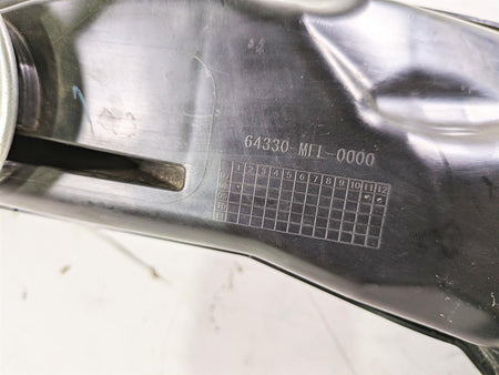2008 Honda CBR1000RR SC59 Right Upper Air Intake Duct - Read 64330-MFL-672 {{ shop.shopifyCountryName }} - Mototech271