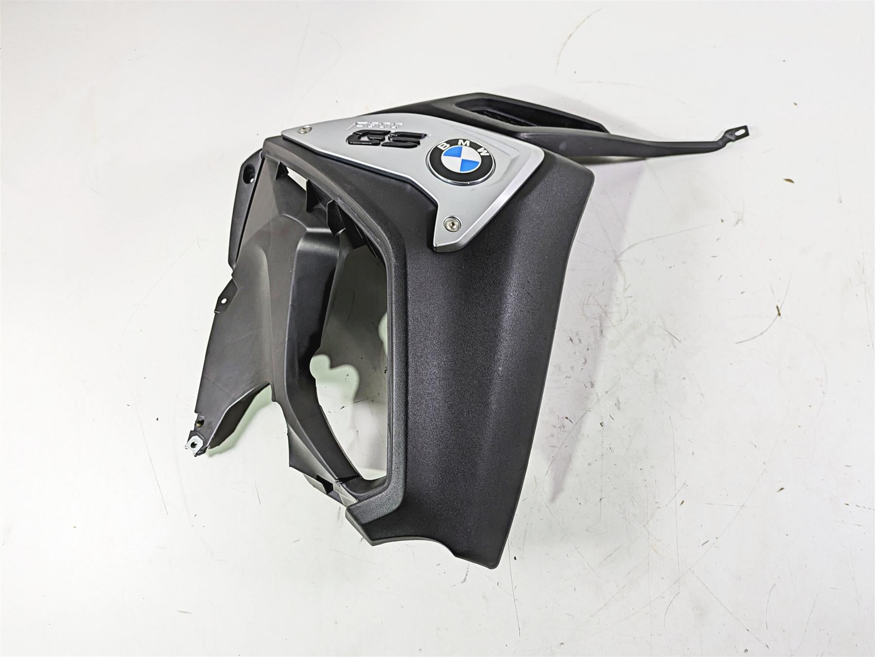 2017 BMW F800GS Adv K75 Right Main Tank Fairing Cover 46638530530 {{ shop.shopifyCountryName }} - Mototech271