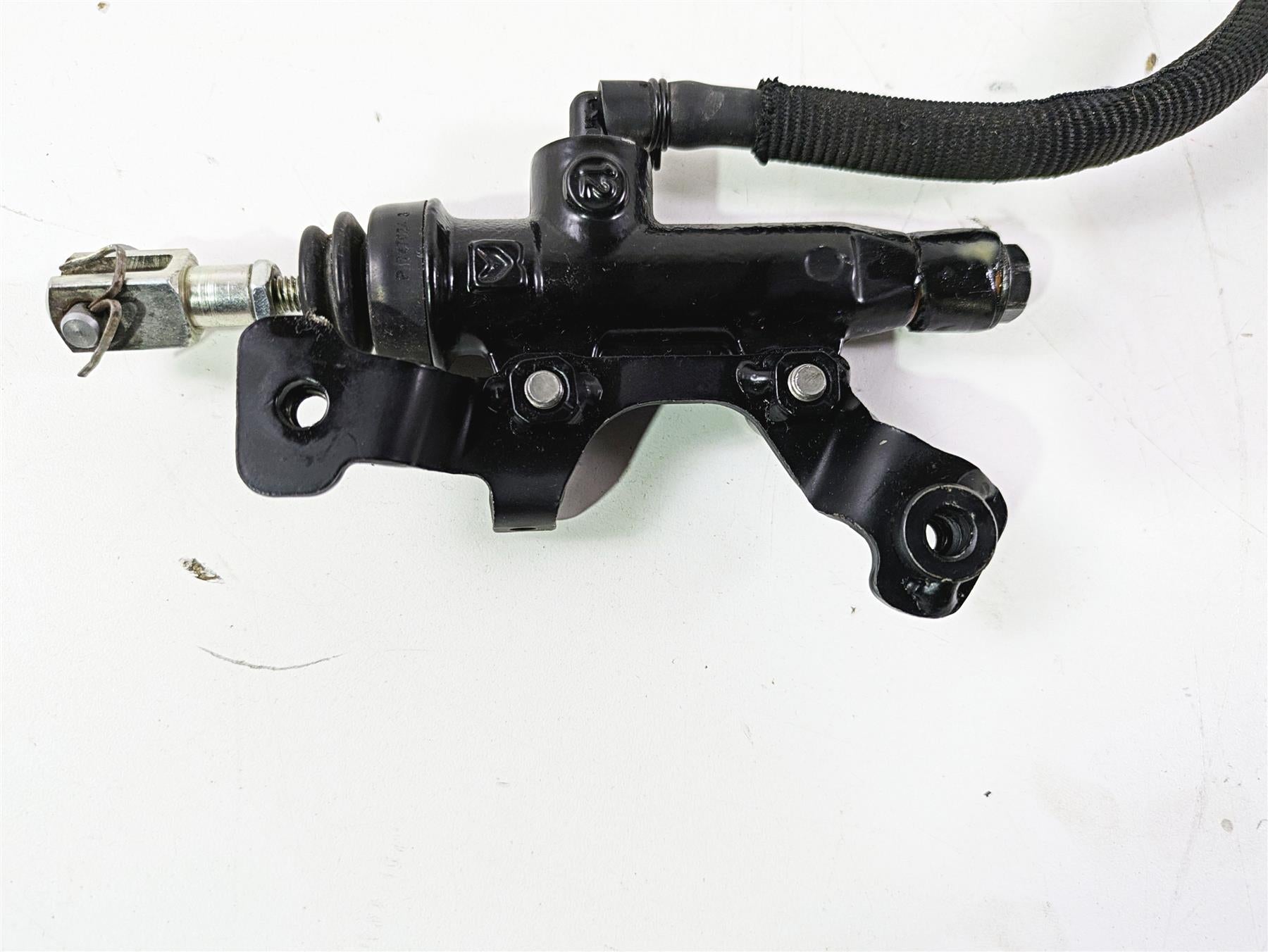 2019 BMW G310GS K02 Rear Brake Master Cylinder + Reservoir 34318560098 {{ shop.shopifyCountryName }} - Mototech271