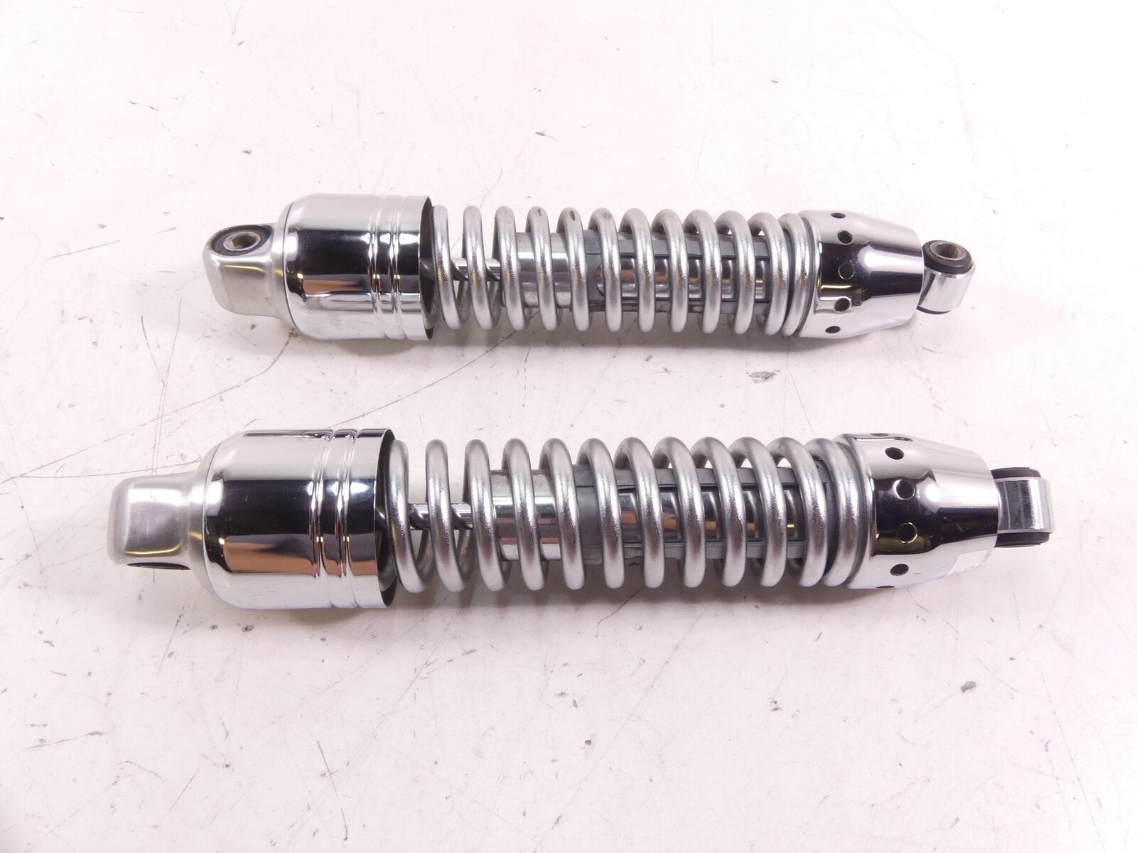2009 Harley VRSCAW V-Rod Straight Rear Shock Damper Set 13 1/2" 54582-07 {{ shop.shopifyCountryName }} - Mototech271