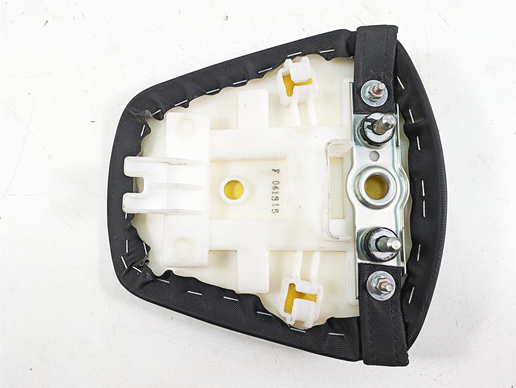 2022 Suzuki GSXR 750 Rear Passenger Seat Pillion 45300-14J11-P3H {{ shop.shopifyCountryName }} - Mototech271
