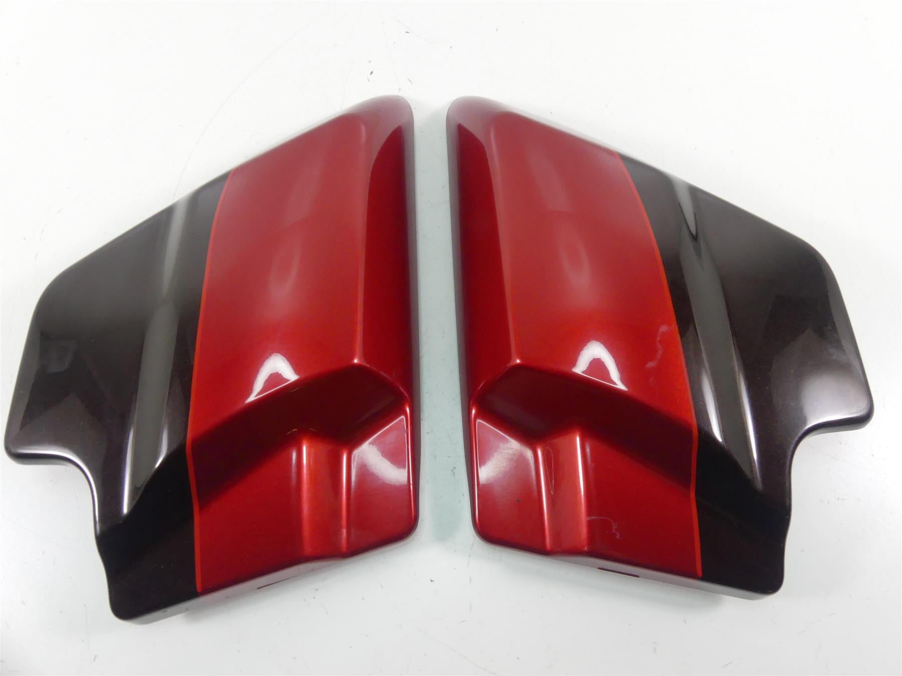 2012 Harley Touring FLHTK Electra Glide Side Cover Fairing Set    66048-09A
