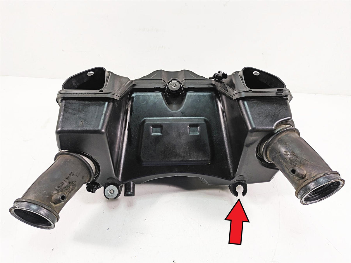 2016 BMW R1200R K53 Air Box Cleaner Filter Breather & Tubes Set 13718523907 {{ shop.shopifyCountryName }} - Mototech271